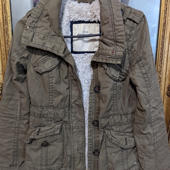 Abercrombie Army Green Coat - Picture 2 of 5
